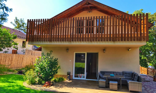 B�nki Vend�gh�z-B�nk